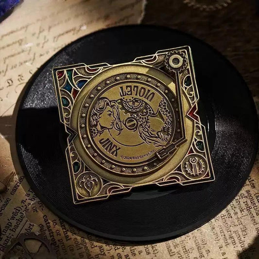 LOL Goods co-branded Twin Cities War rotatable record commemorative badge