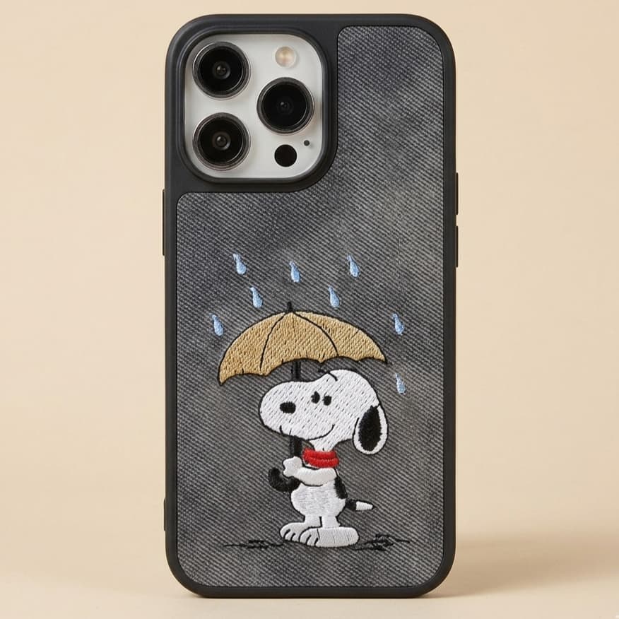 Peanuts Snoopy phone case